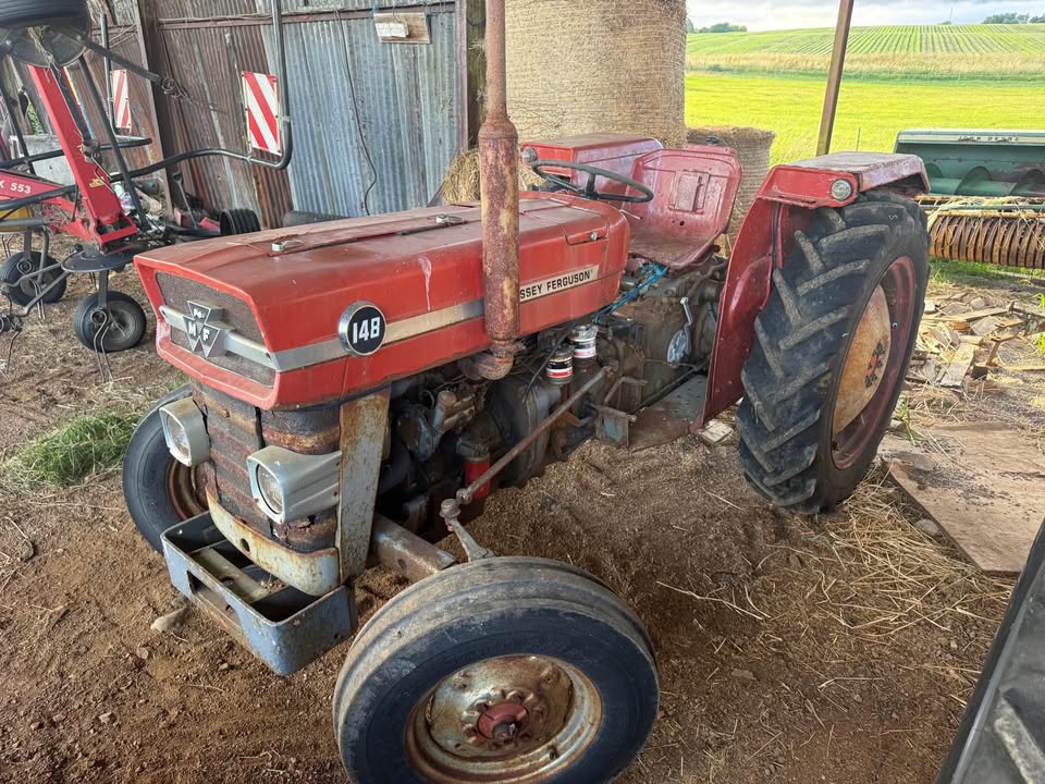 1978 Massey Ferguson 148